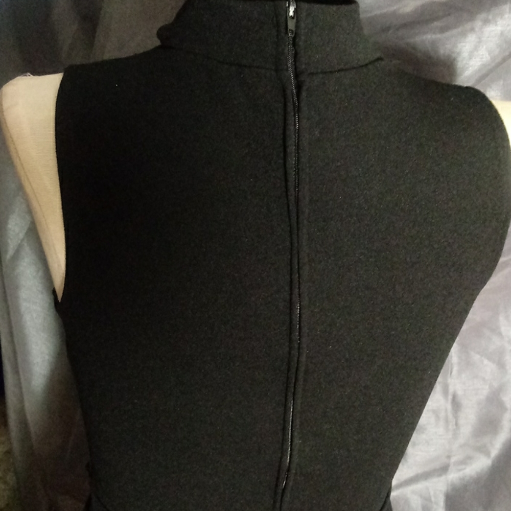 Dress - Picture 4 of 6
